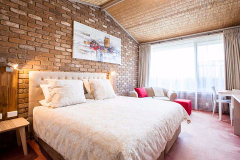 Farnham Court Motel - Accommodation 4U 1