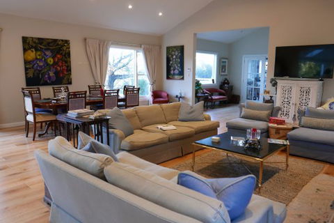 Fernhill Chestnut Farm - Accommodation 4U 3