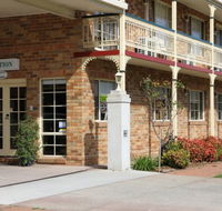Grand Manor Motor Inn - Accommodation 4U