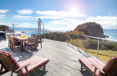 Headlands Beach House - Accommodation 4U 1