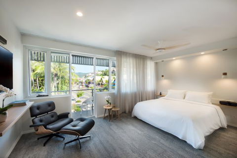 Heart Hotel And Gallery Whitsundays - Accommodation 4U 0