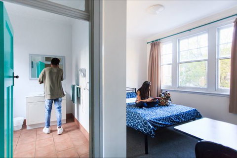 Hobart Central YHA - Accommodation 4U 3