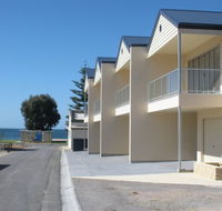 Karen's Cabins and Apartments - Accommodation 4U