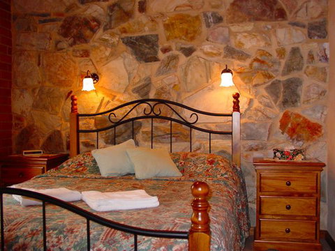 Langmeil Cottages - Accommodation 4U 5