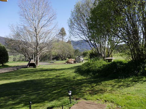 La Perrie Chalet Bed And Breakfast - Accommodation 4U 7