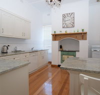 The Provincial Bed  Breakfast - Accommodation 4U