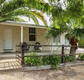 Milk Honey House - Accommodation 4U
