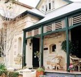 Water Bay Villa Bed and Breakfast - Accommodation 4U