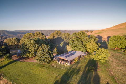 Mt Bellevue Lodge - King Valley - Accommodation 4U 8