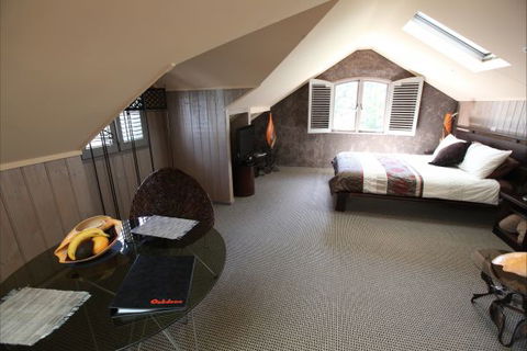 Oakdene Vineyards Guesthouse - Accommodation 4U 2