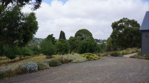 Oakhill Cottage - Accommodation 4U 8