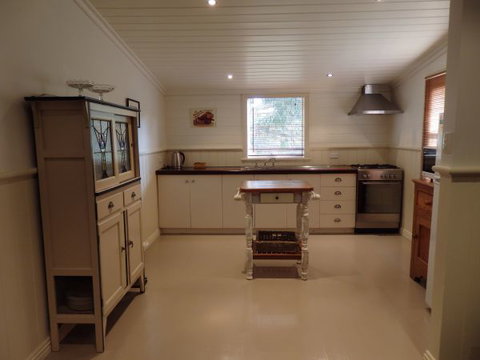 Quartz Cottage - Accommodation 4U 2