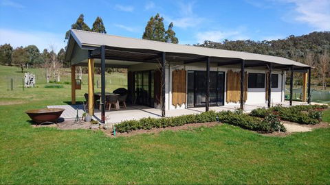 Riverdowns - Accommodation 4U 8
