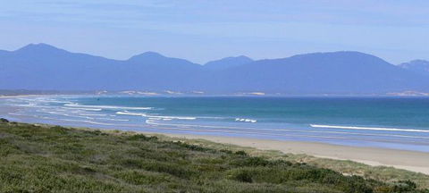 Sandy Point Beach Escape - Accommodation 4U 1
