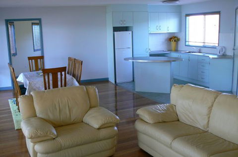 Sandy Point Beach Escape - Accommodation 4U 3