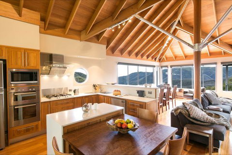 Snow Fall Lodge At Falls Creek - Accommodation 4U 0