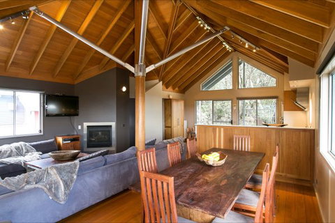Snow Fall Lodge At Falls Creek - Accommodation 4U 1