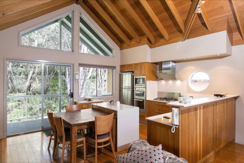 Snow Fall Lodge At Falls Creek - Accommodation 4U 2