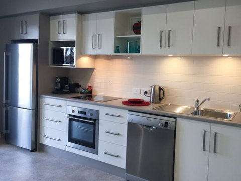 Studio 18 - Accommodation 4U 1
