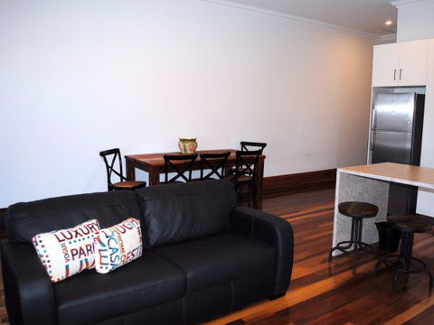 Sublime Spa Apartments On Murphy - Accommodation 4U 4