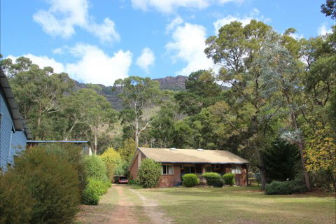 Sundial Holiday Apartments - Accommodation 4U 0