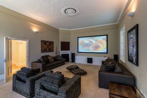 Tanunda House - Accommodation 4U 2