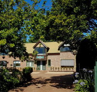 The Berry Inn - Accommodation 4U