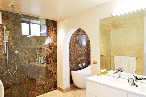 The Suites, Villa Belgravia - Accommodation 4U 2