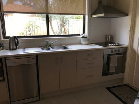 Townhouse On Deas - Accommodation 4U 5