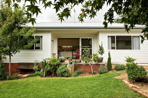 Young Garden Retreat - Accommodation 4U 0