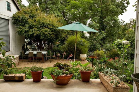 Young Garden Retreat - Accommodation 4U 4