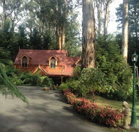 Whistle Stopover - Accommodation 4U