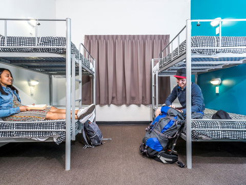 Adelaide Central YHA - Accommodation 4U 3