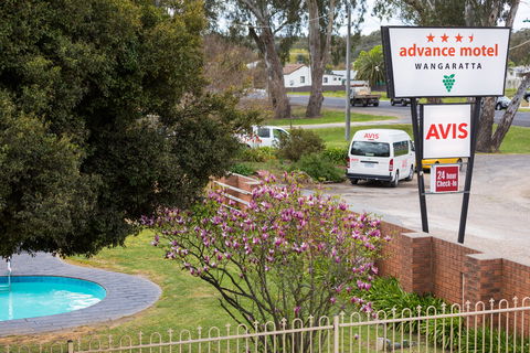 Advance Motel - Accommodation 4U 9