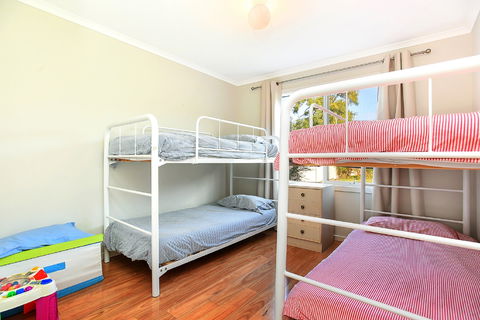 Ariadne - A Hop Skip And A Jump To The Beach With Sea Views - Accommodation 4U 8