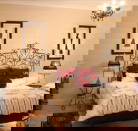 Azalea Cedar-Rose Villa - Accommodation 4U