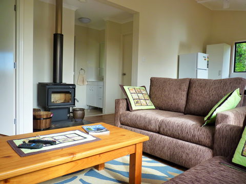 Bellthorpe Stays - Nature's Retreat - Accommodation 4U 3