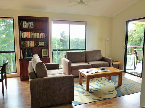 Bellthorpe Stays - Nature's Retreat - Accommodation 4U 8