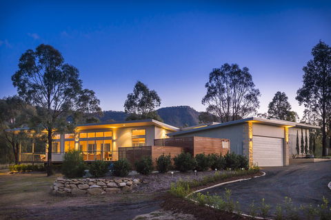 Blue Cliff Retreat - Accommodation 4U 1