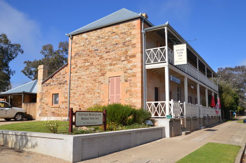 Bridge View Inn - Accommodation 4U 0