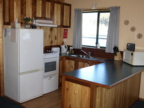 Burilda Waters - Accommodation 4U 9