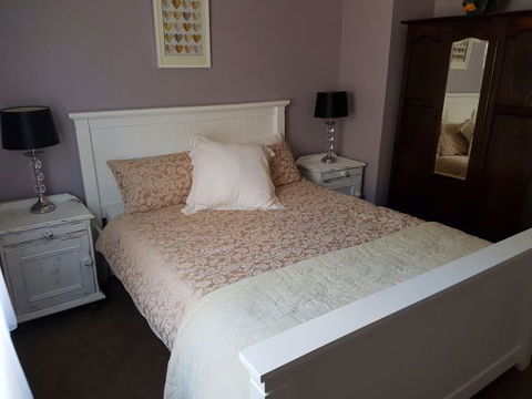 Calbung Stays Ballarat - Accommodation 4U 5