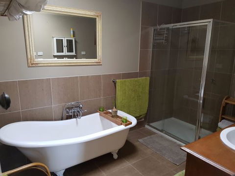 Calbung Stays Ballarat - Accommodation 4U 7