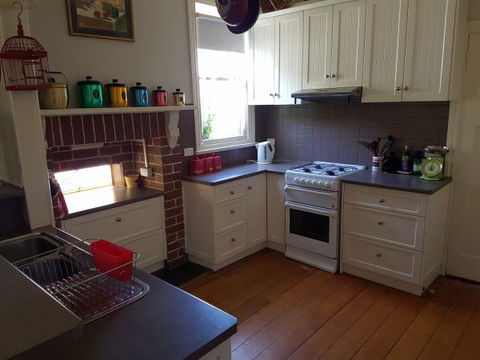 Calbung Stays Ballarat - Accommodation 4U 8