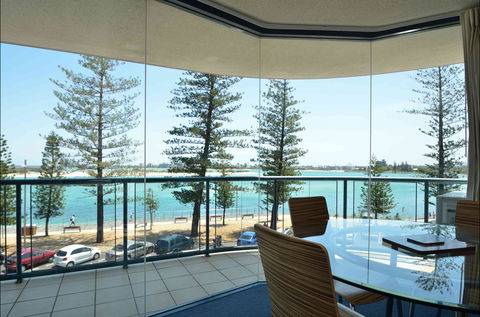 Cerulean Holiday Apartments - Accommodation 4U 4