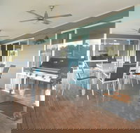 Decked Out in Vincent - Accommodation 4U