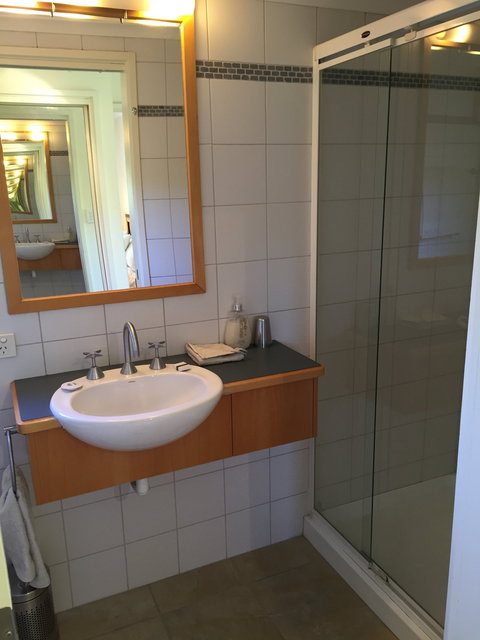 Dennis Cottage - Accommodation 4U 4