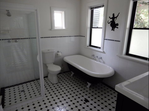 Dot's House - Accommodation 4U 3