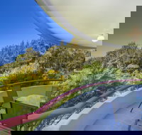 Fathoms 6 - Accommodation 4U