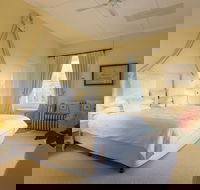 Faversham House - Accommodation 4U